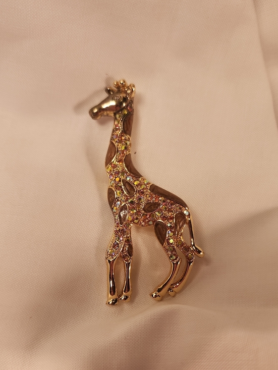 Jewelry - Gold-Tone Giraffe Crystal Sparkling Brooch